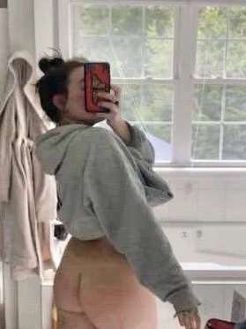 Sofia Shows Off image 23