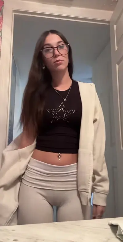 College cutie 21 cover image