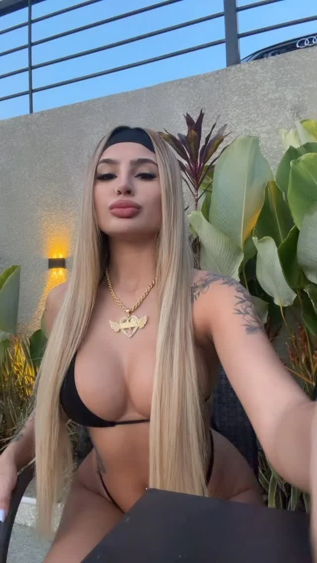 Camila Bolzani! 🔥 image 13