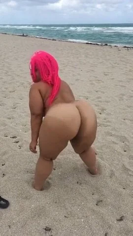 BBW HUGE ASS🍑 EBONY🍫 ASS🍑 CLAP👏 ON A BEACH🏖 PINKY🩷 image 5