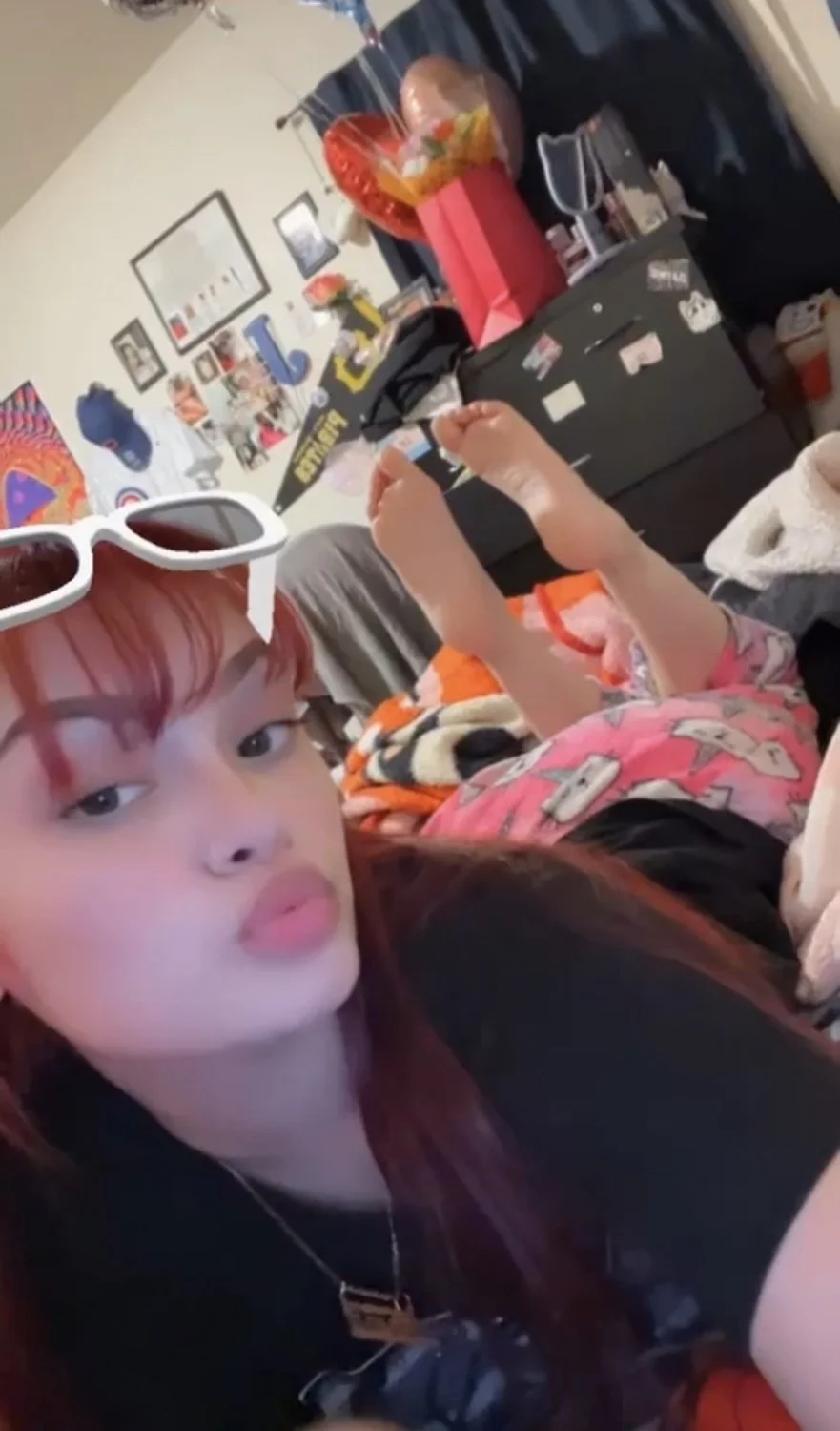 DM FOR NUDES image 6