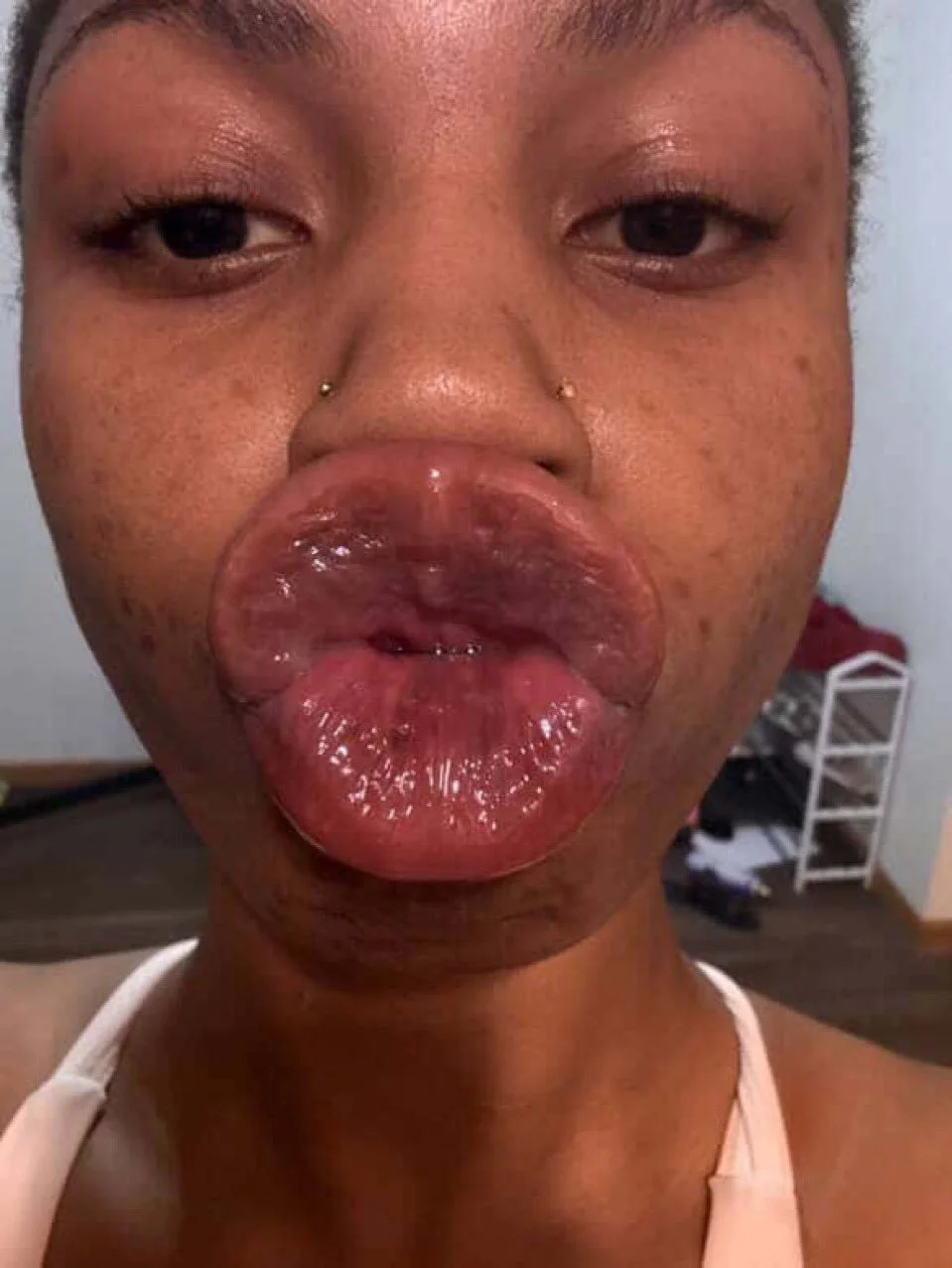 NUTTY DSL GLOSSY LIPS 💄 image 31