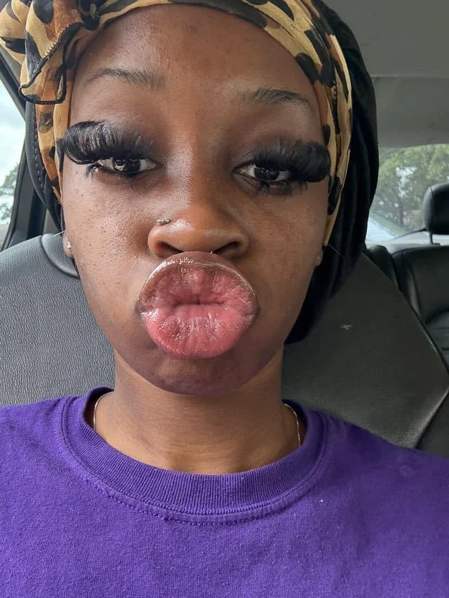 NUTTY DSL GLOSSY LIPS 💄 image 35