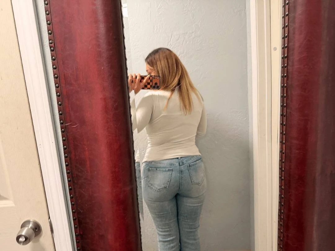 San Diego Sexy Milf image 33