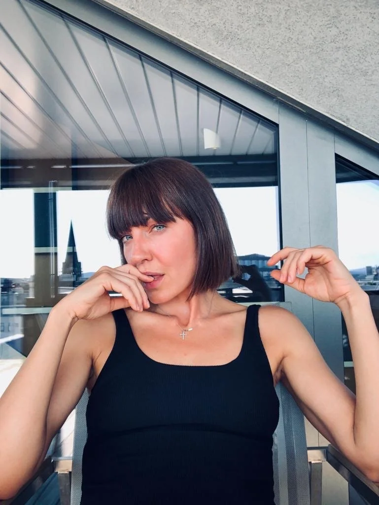 Seductive Ukrainian MILF. DM via KIK (same username) to xchange content. Post only up for a few hrs image 10
