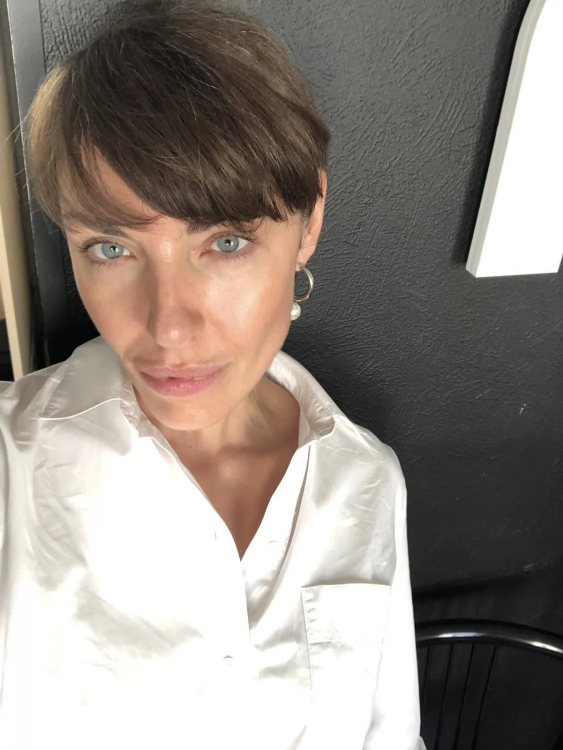 Seductive Ukrainian MILF. DM via KIK (same username) to xchange content. Post only up for a few hrs image 25
