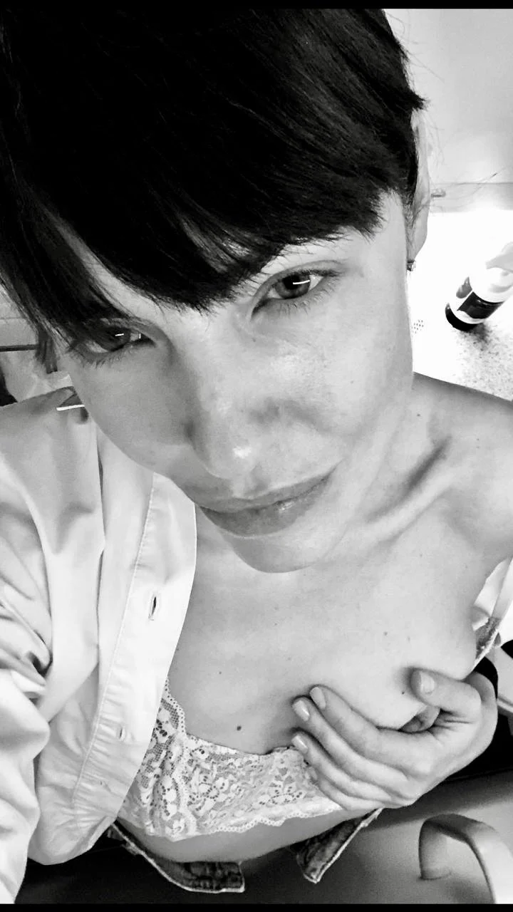 Seductive Ukrainian MILF. DM via KIK (same username) to xchange content. Post only up for a few hrs image 42