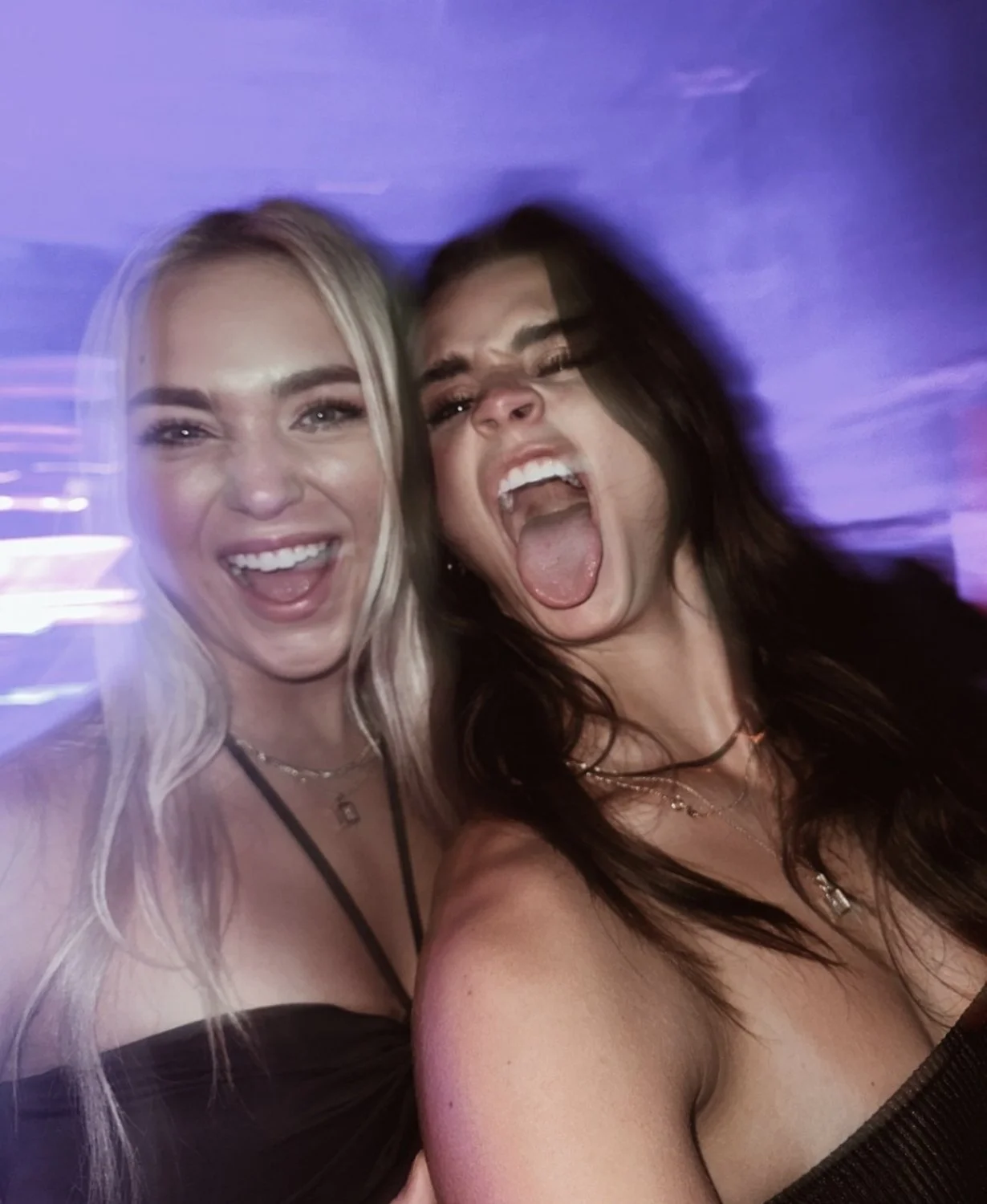 Stunning VSCO slut Caroline image 3