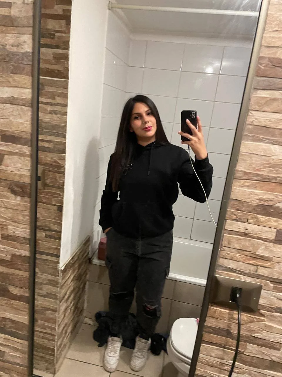 Una sexy novia muy sumisa image 2