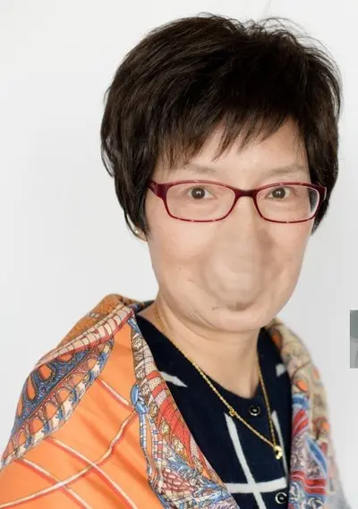 ☯️眼鏡をかけた熟女(Mature Lady in Glasses) cover image