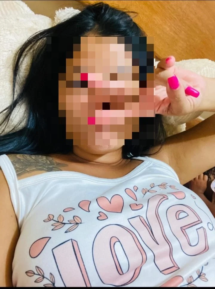 A puta da Tamires pagando um boquete main image