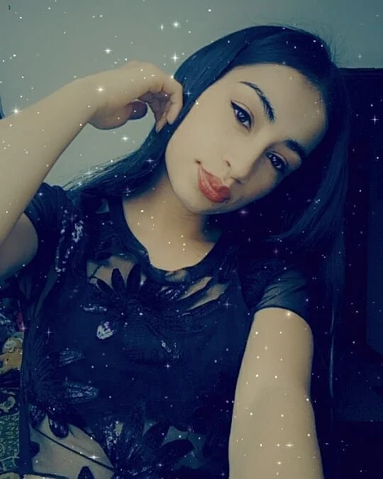 Alexandra Betancourt, jovencita de 19 años de Bogota, Colombia image 16