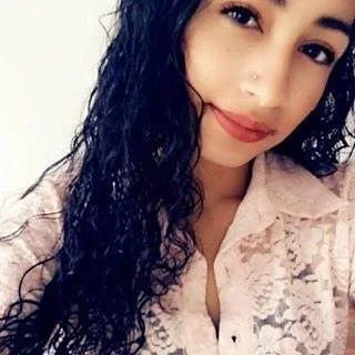 Alexandra Betancourt, jovencita de 19 años de Bogota, Colombia image 36