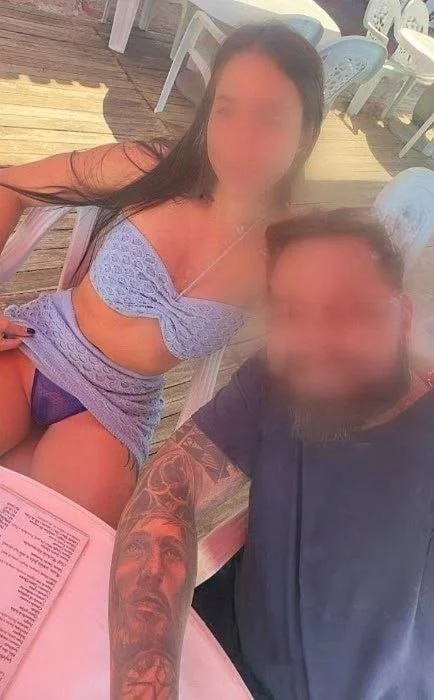 Corno Vazou a Putinha Dele Tatuada Dando No Motel e No Swing main image