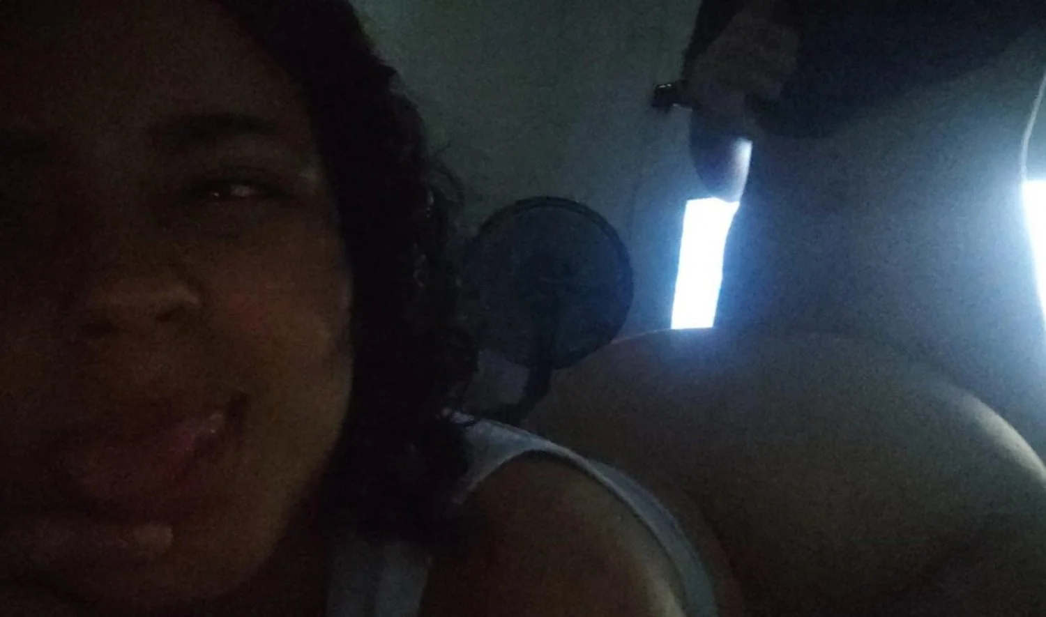 [PT2] Ninfetinha rabuda de 22 anos é vazada por corno submisso. image 5