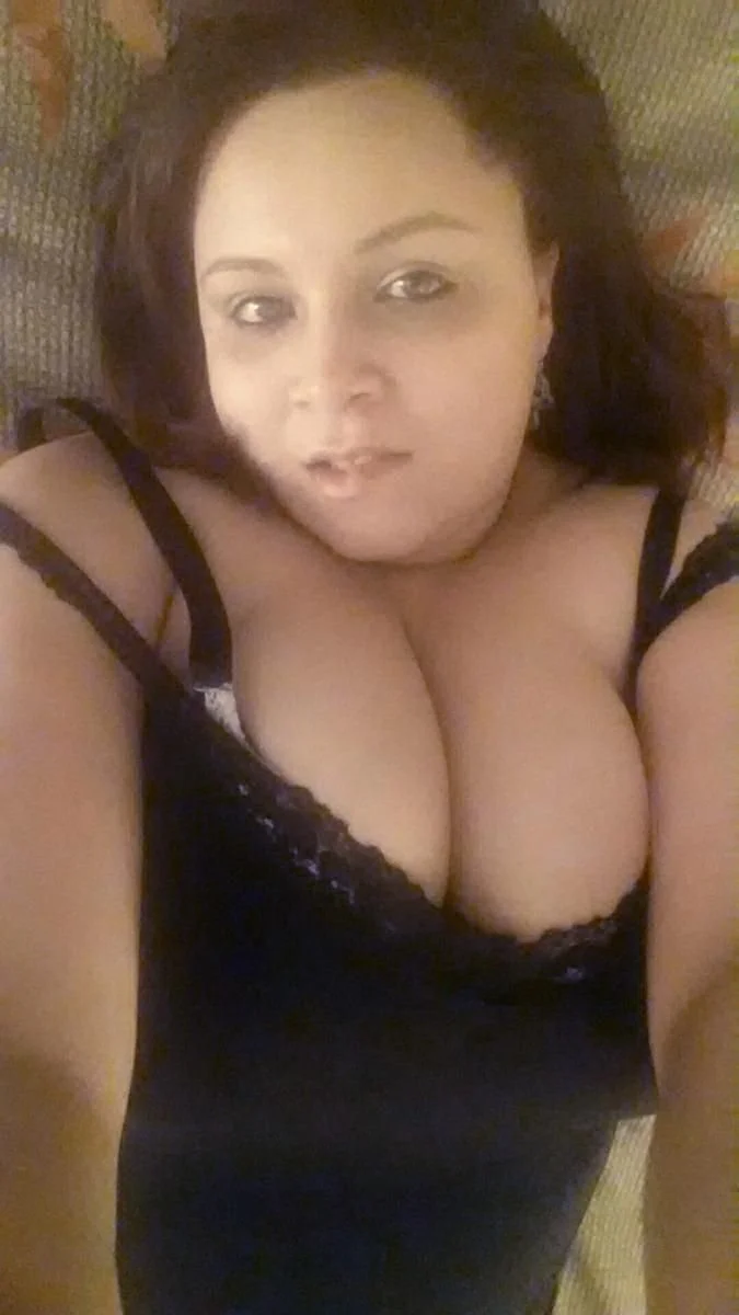 Big Titty Slut Kim Exposed image 13