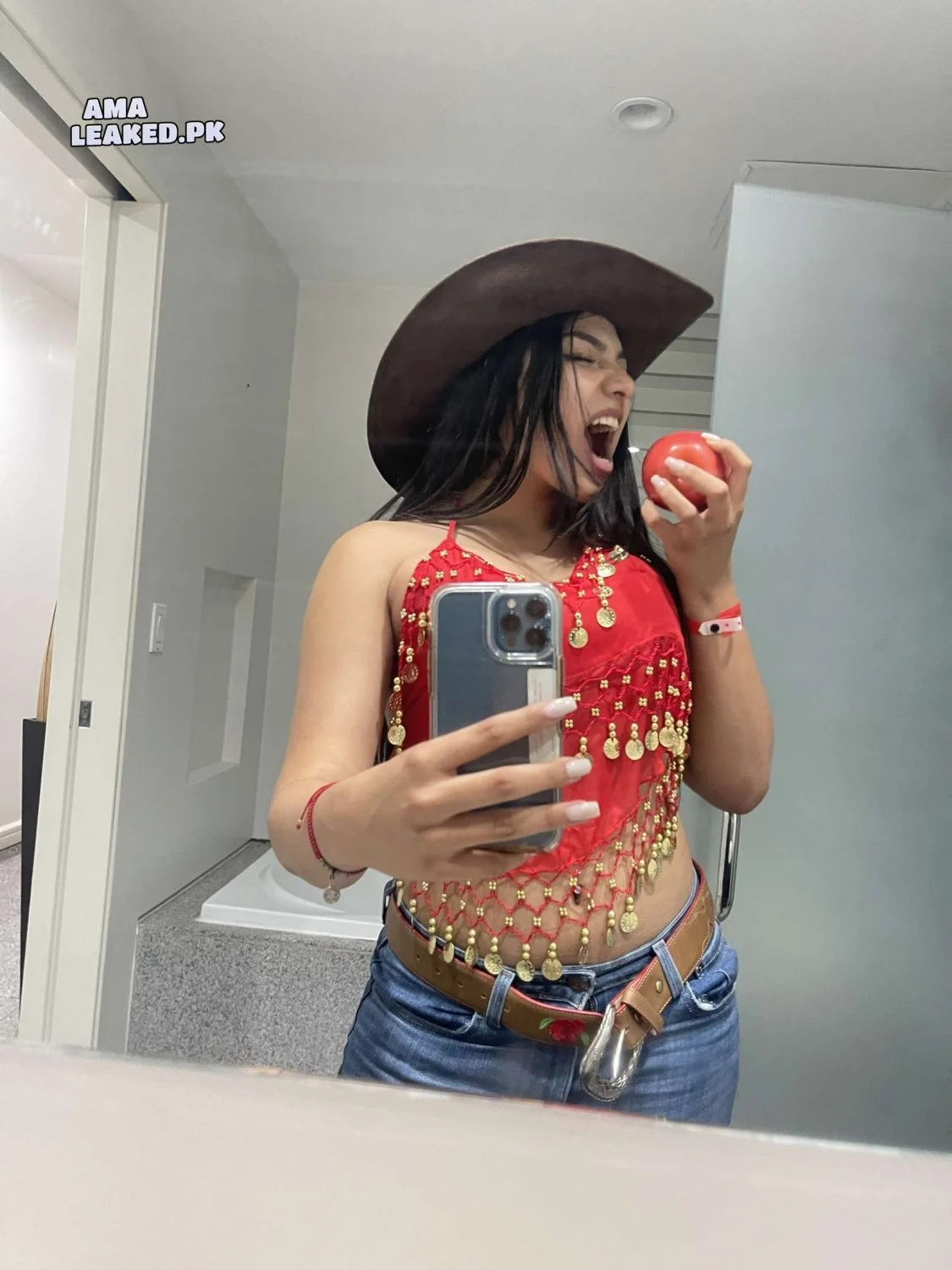 Rubyana spicy image 11