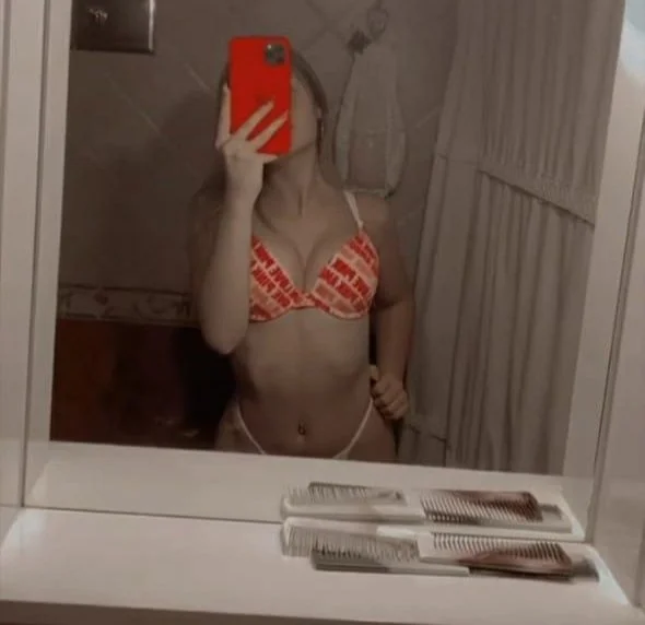 Rubia Orí Bravo 🤤😍🔥💯 image 4