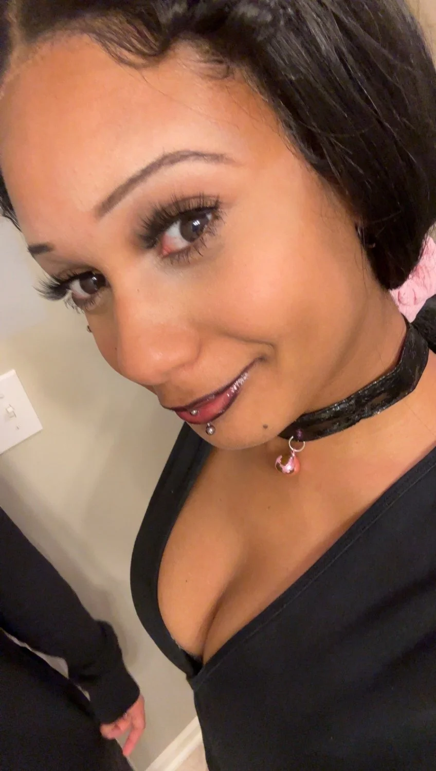 19 yr old teen big ass ebony image 6