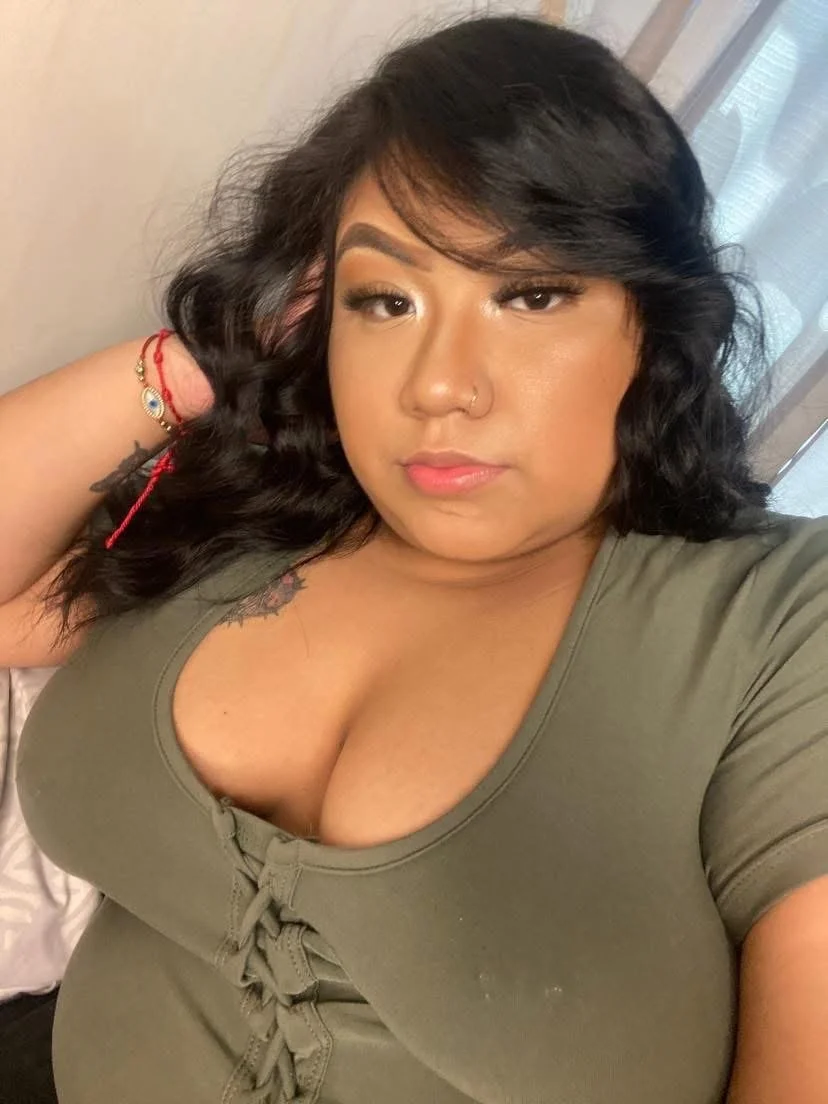 Chubby freaky Latina image 11