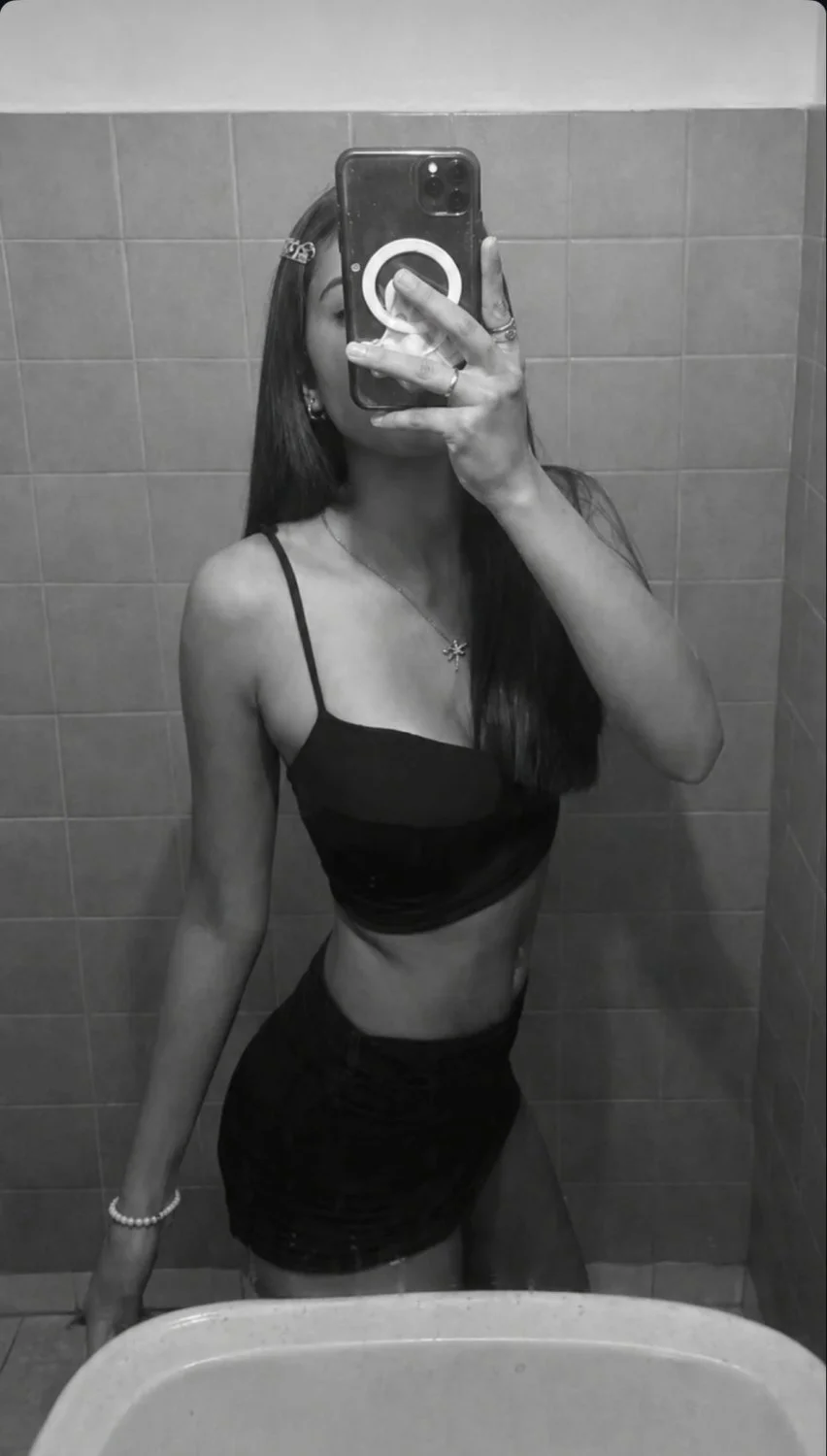 sofia marmol putita image 3
