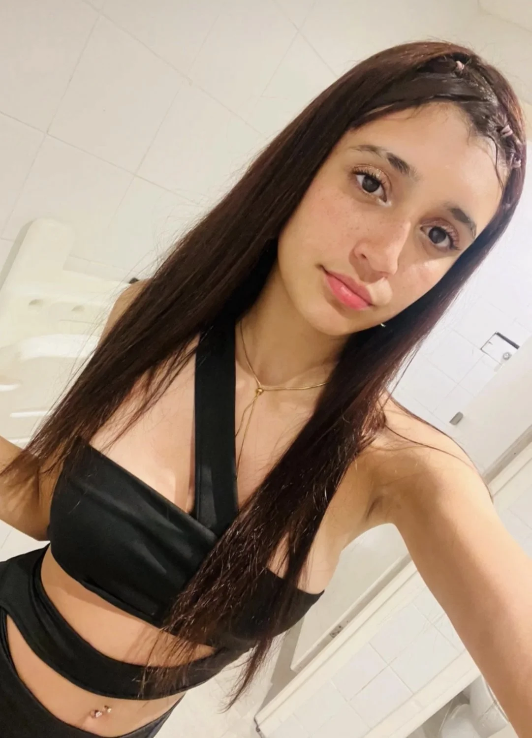 sofia marmol putita image 4