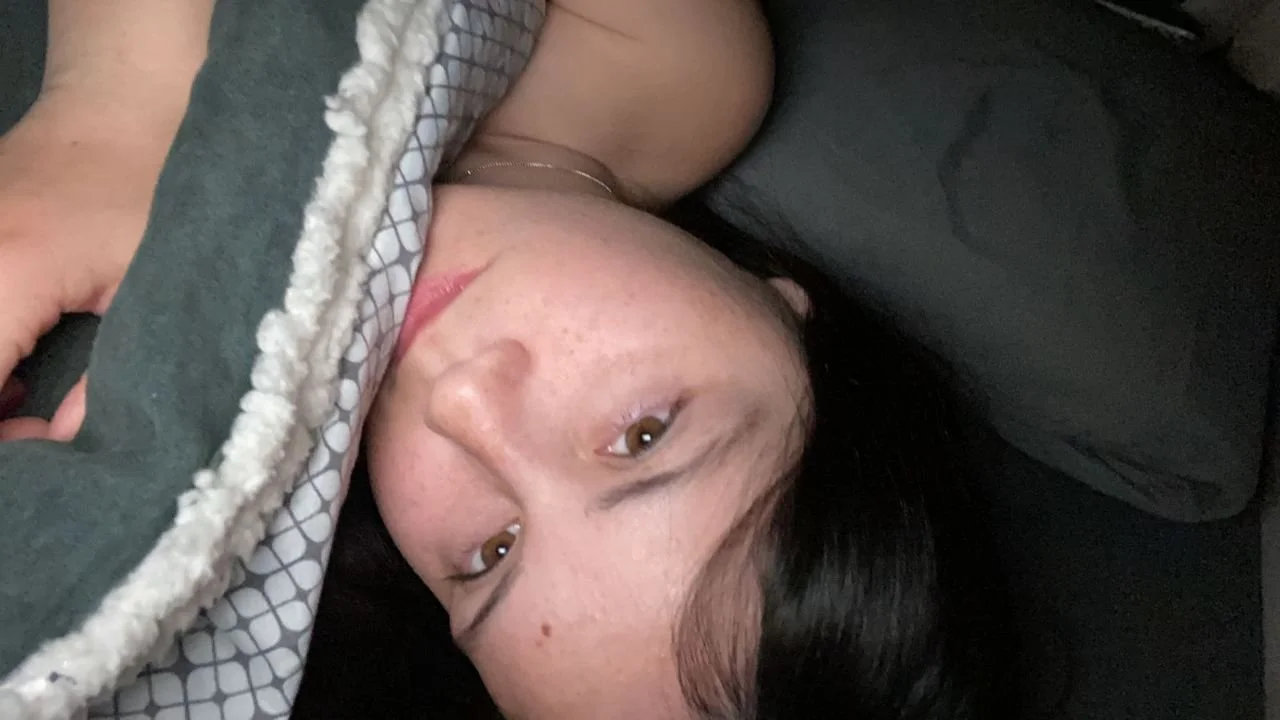 Novinha magrinha foi vazada com ex image 7