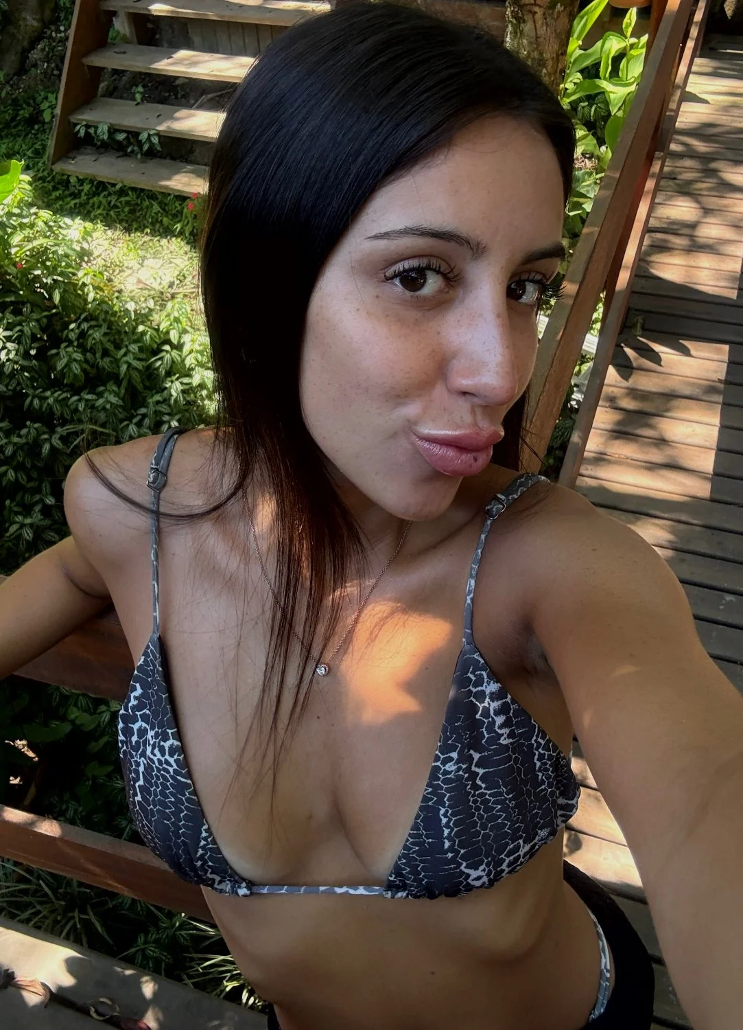 Your Latina girl as your obsession main image