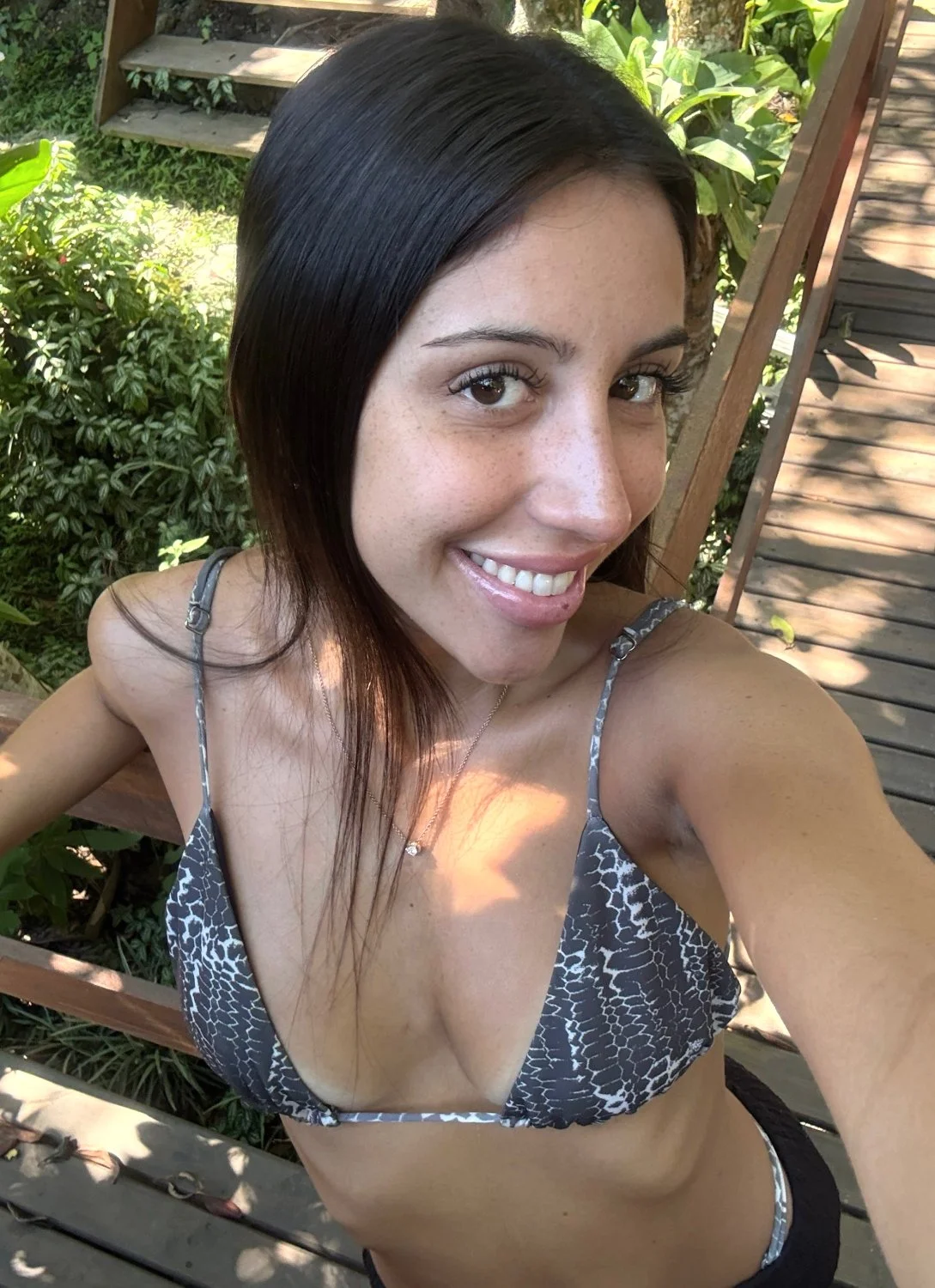 Your Latina girl as your obsession image 2
