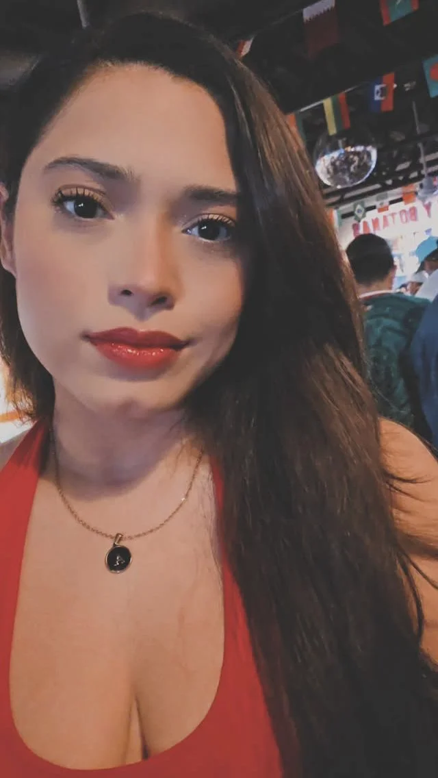 Mas de esta traga verga main image