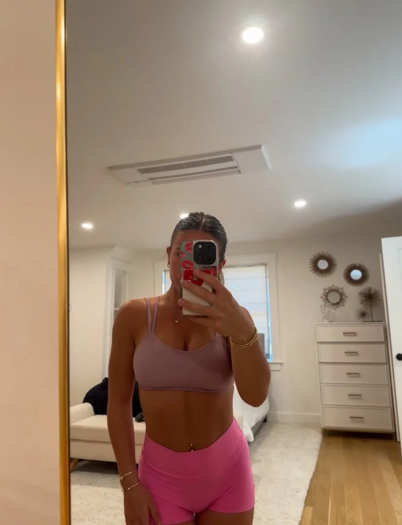 Tess kik In bio main image