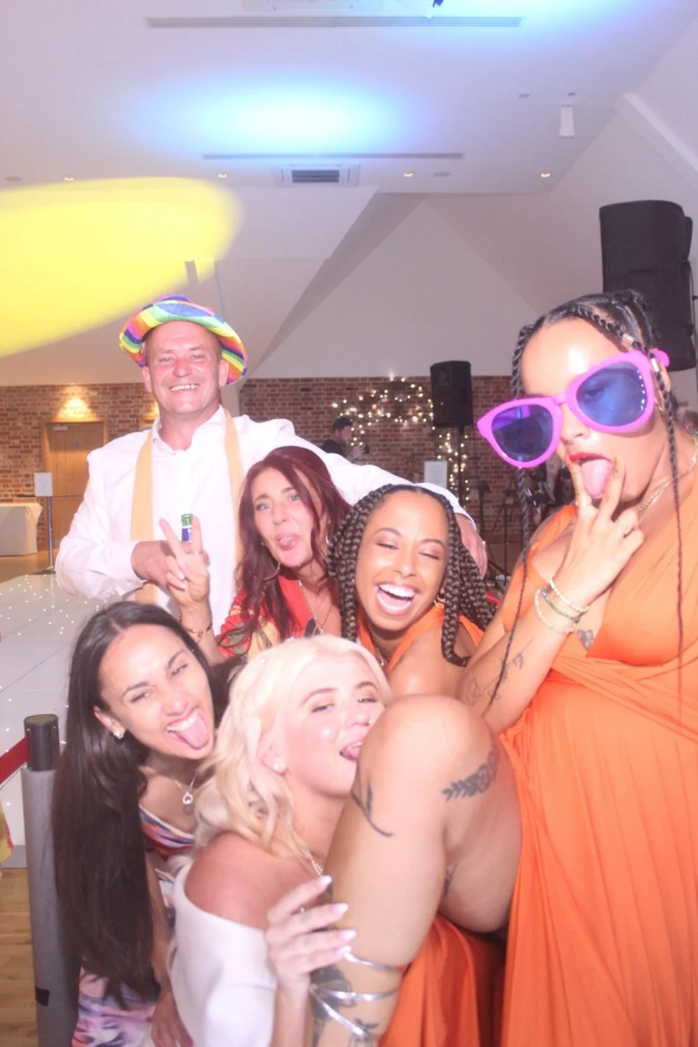 Fun party flashes image 6