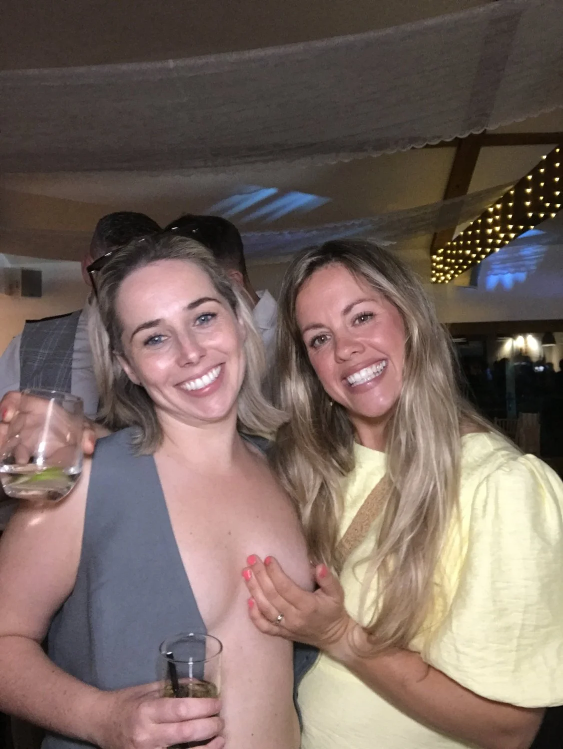 Fun party flashes image 9