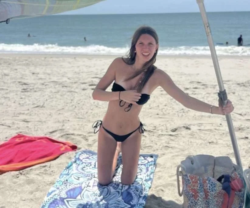 Cuck sent me his slut gf image 3