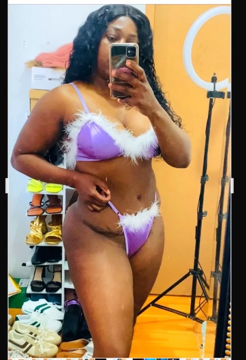 Claudia Aponza Sexy image 7