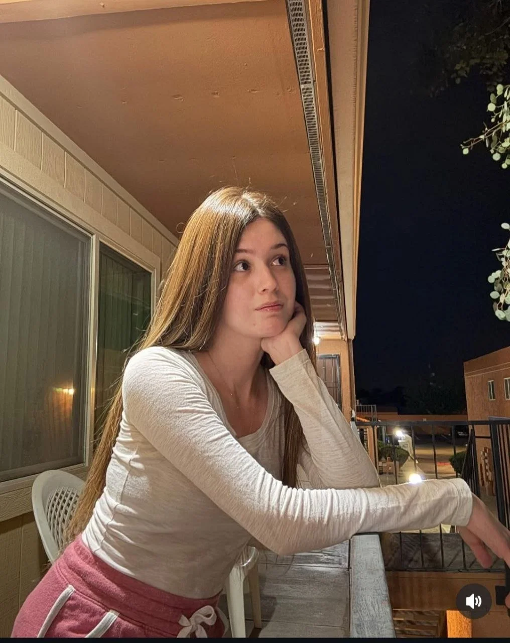 Tight gf wants your opinion of her body image 26