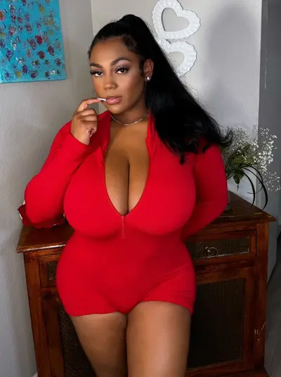 Big Titty Ebony Can't Stop Sucking BBC cover image