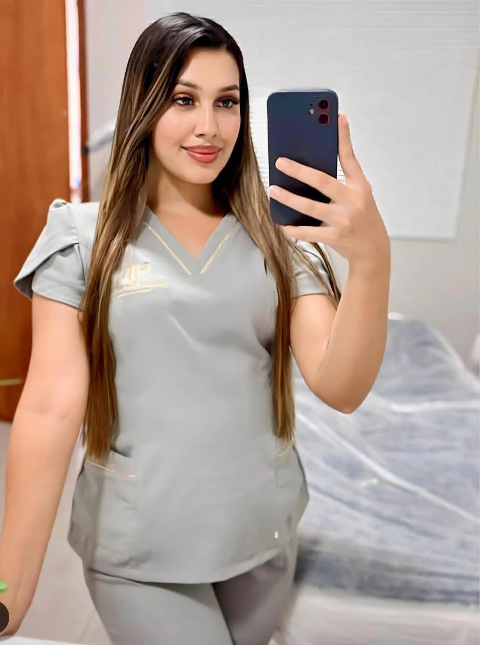 Gostosa da fisioterapia peladinha fudendo com o ex image 4