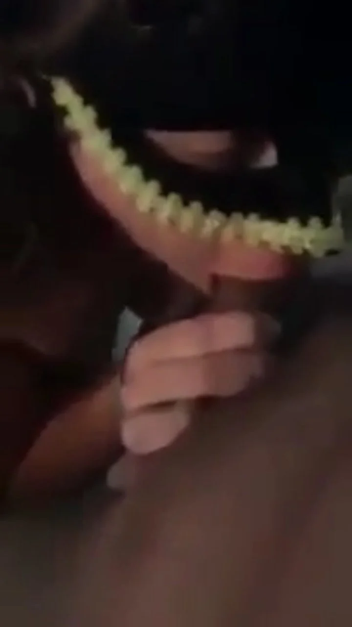Gorda trola le pagan y se pone a chupar la pija 🔥 image 30