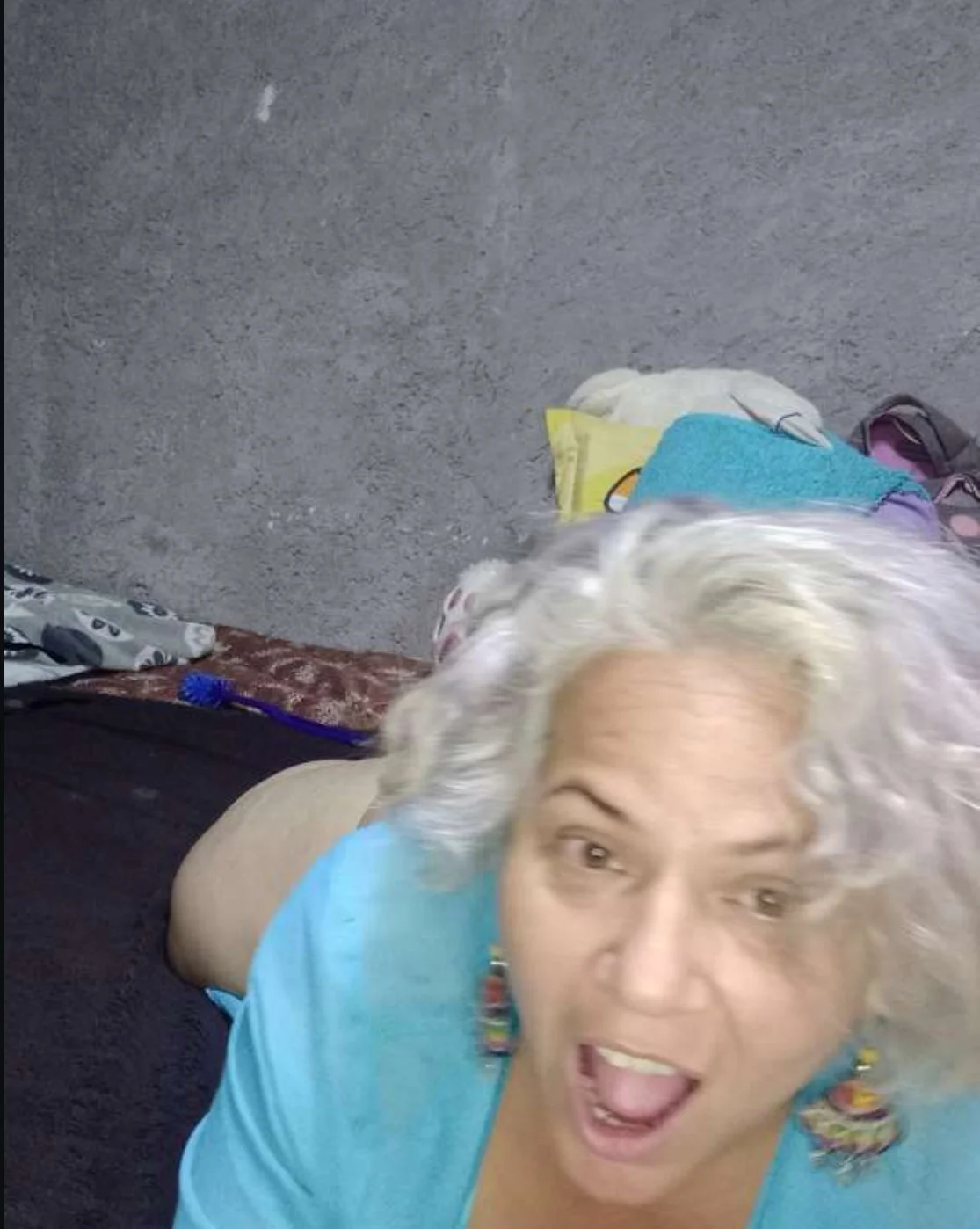 granny got ass! main image