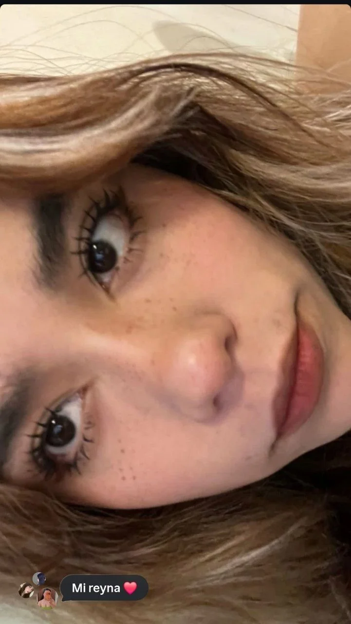 Beautiful feet slut egirl image 2