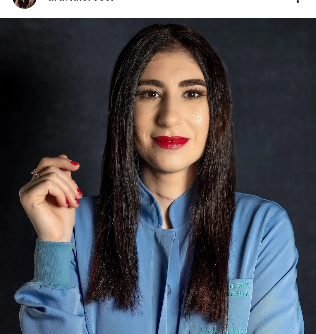 Dentista vazada se exibindo image 1