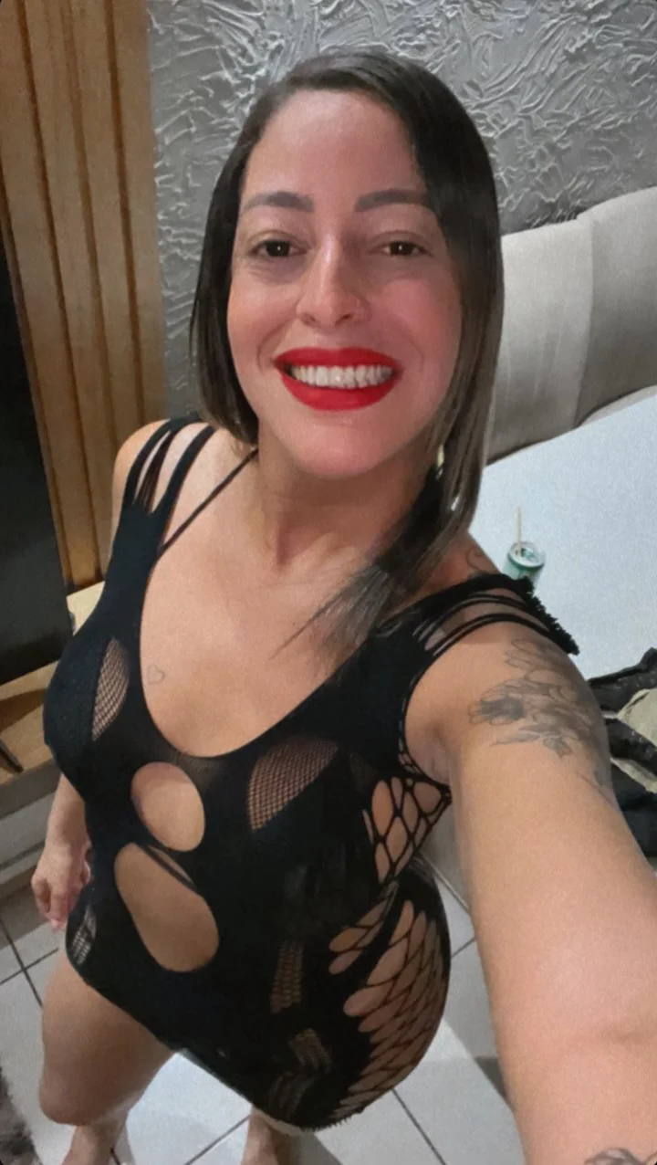 Tati loira gostosa de Pernambuco image 11