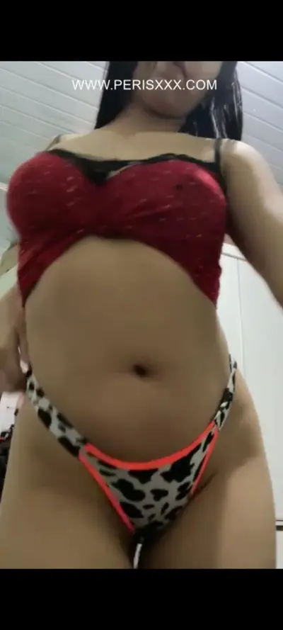 Novinha Beautiful morena cover image