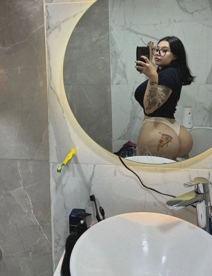 Agustina Gallardo (@dead.bxbi) image 10