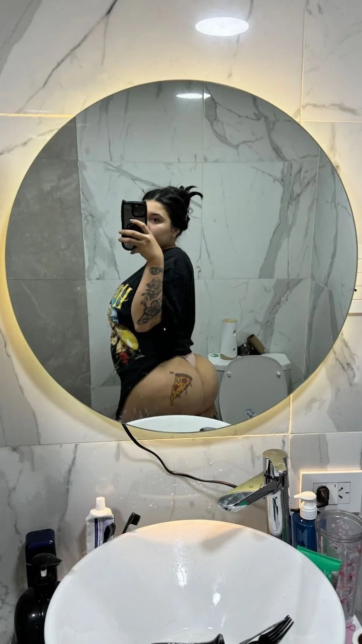 Agustina Gallardo (@dead.bxbi) image 11