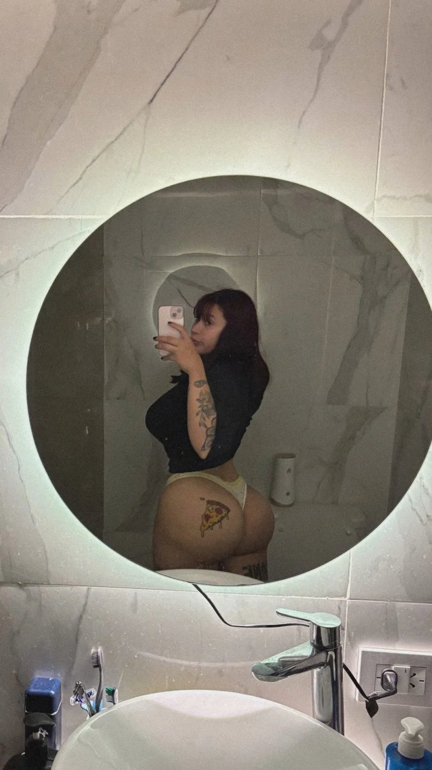 Agustina Gallardo (@dead.bxbi) image 8