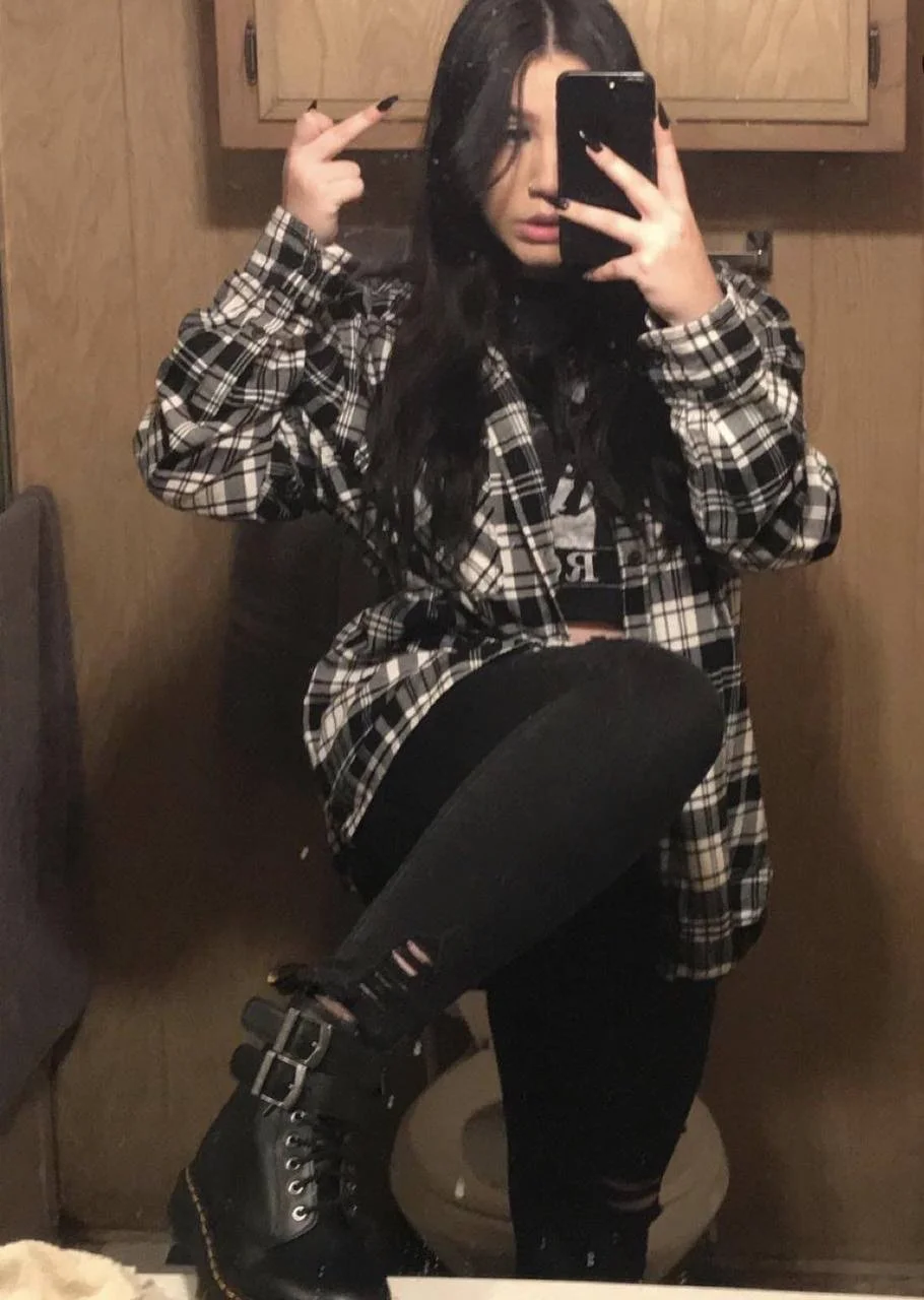 Bratty slut Nikki cukik image 34