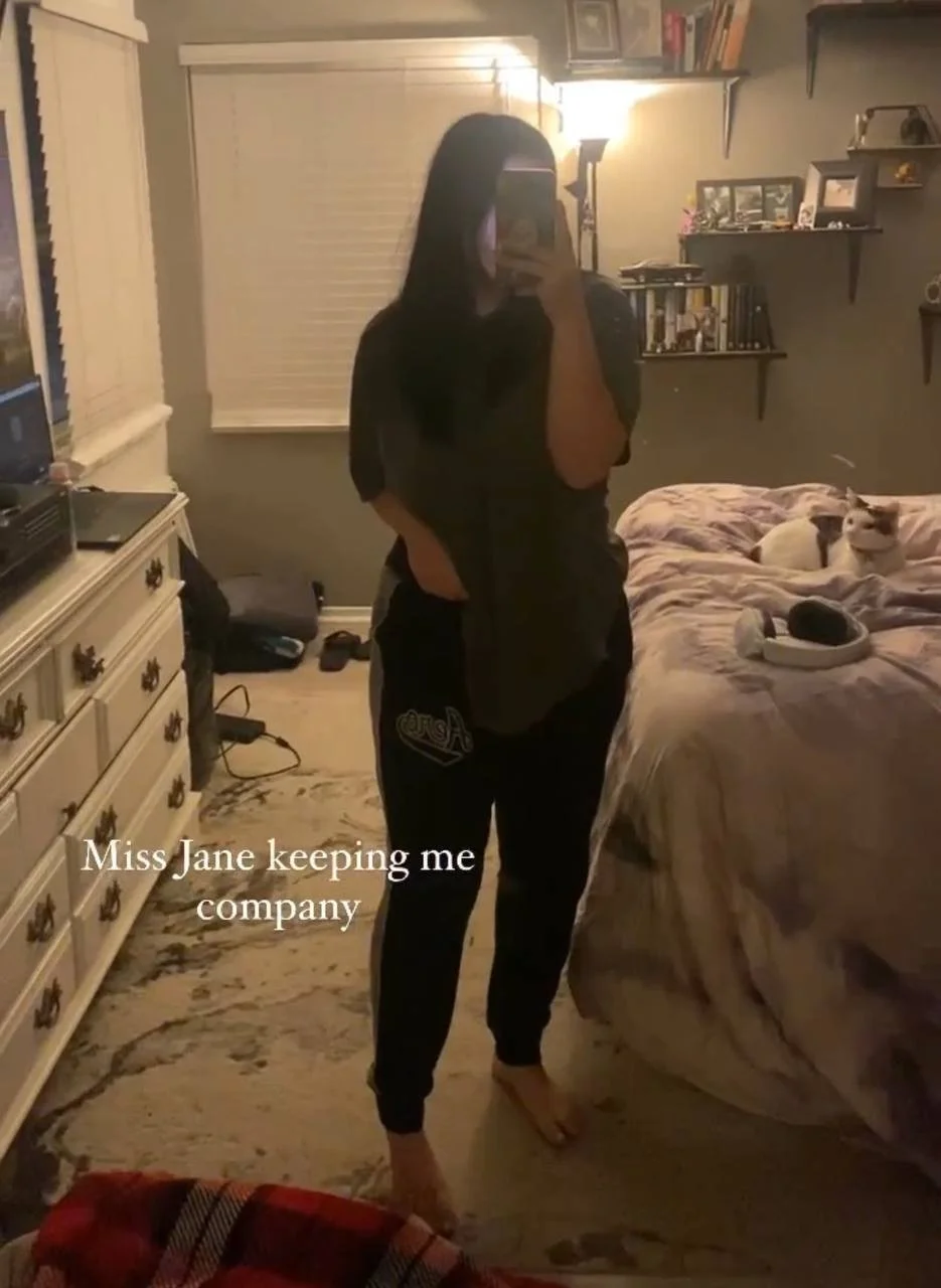 Bratty slut Nikki cukik image 9