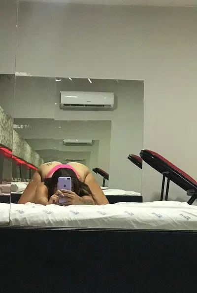 Vou fazer sexo no motel cover image